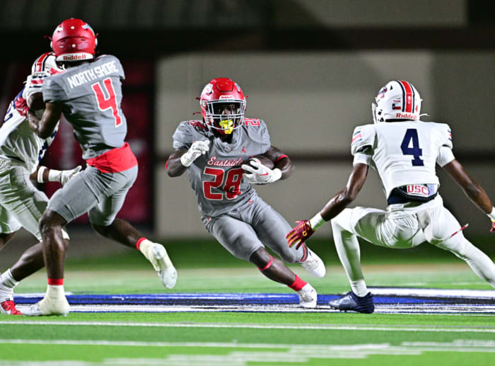 Atascocita vs North Shore October 27, 2023 Photo-Tom Dendy35